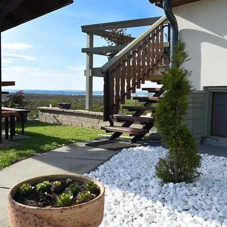 בית נופש Jodi-hegy שיופוק